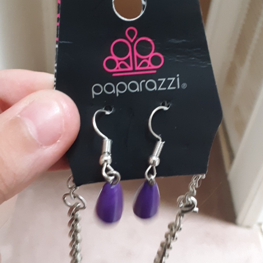 Jewelry - Picture 2 of 2